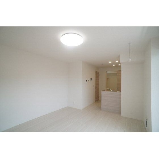 Ｄ－ＲＯＯＭ　文京町３丁目の物件内観写真