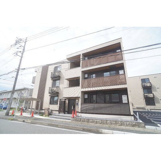 ラ・ルミエール紅雲の物件外観写真