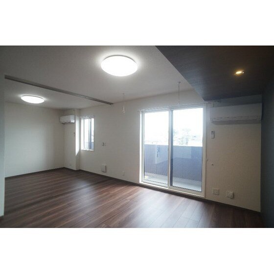 ラ・ルミエール紅雲の物件内観写真