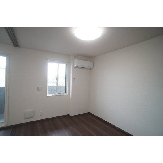 ラ・ルミエール紅雲の物件内観写真