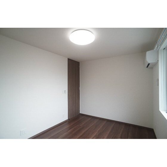 ラ・ルミエール紅雲の物件内観写真