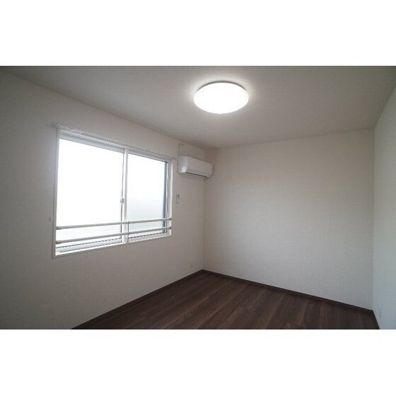 ラ・ルミエール紅雲の物件内観写真