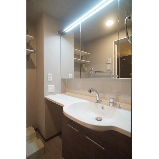 ラ・フルール紅雲の物件内観写真