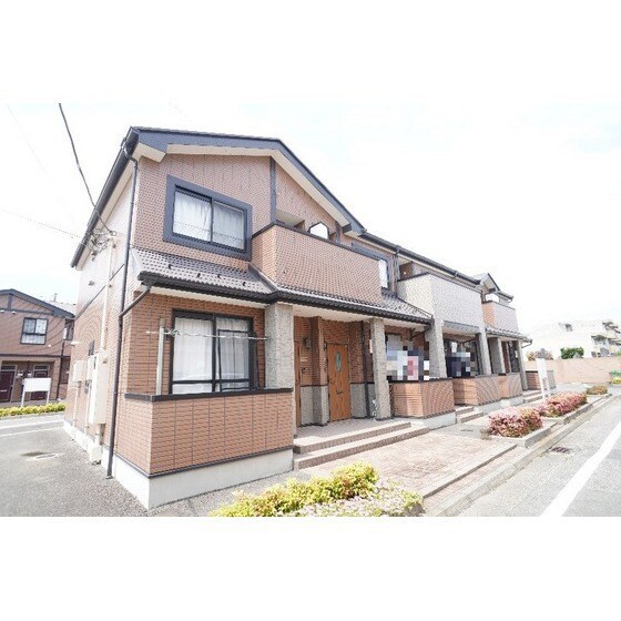 メゾンリファインＳの物件外観写真