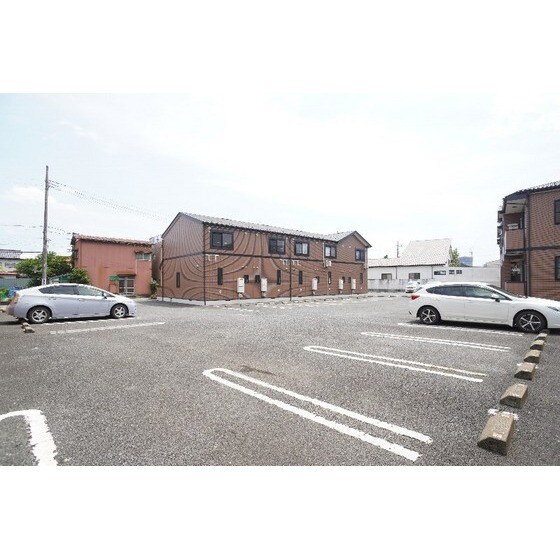 メゾンリファインＳの物件外観写真