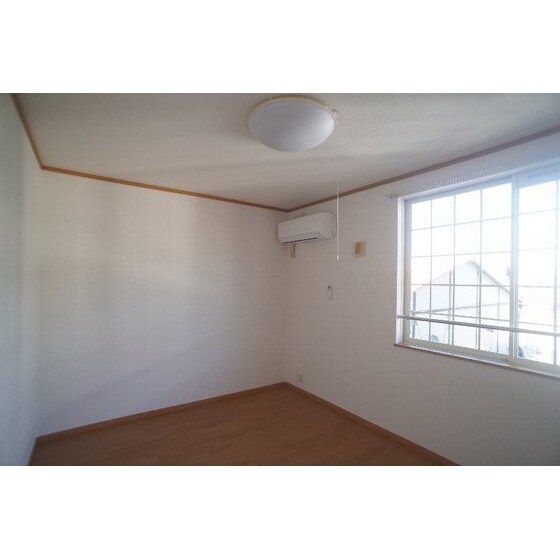 エレガンテカーサの物件内観写真