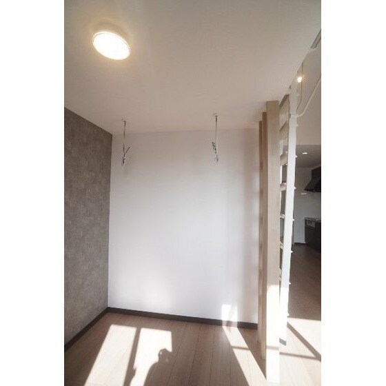 ＳＯＵＴＨ－ＧＡＲＡＧＥの物件内観写真