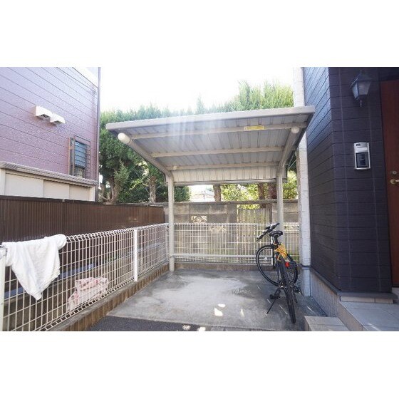 ル・プティシュの物件外観写真