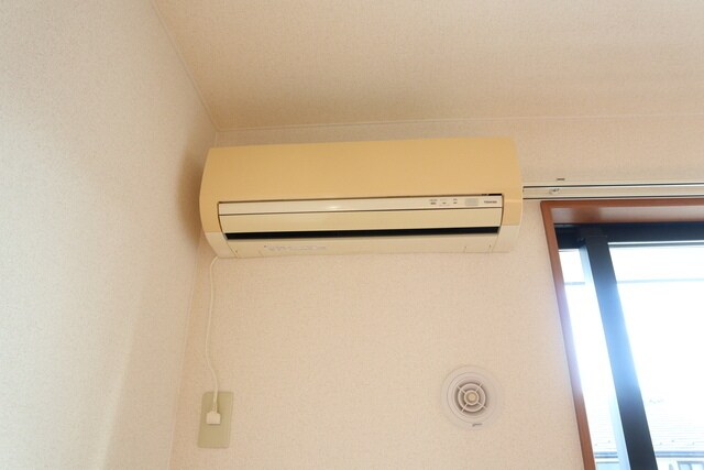 アヴァンセ栗生の物件内観写真