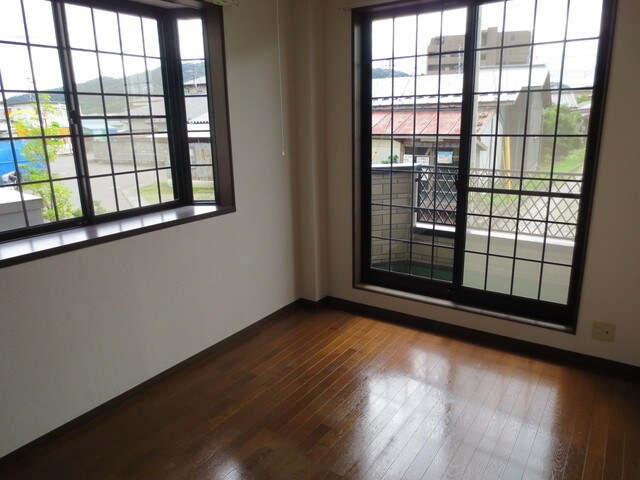 プリムローズの物件内観写真