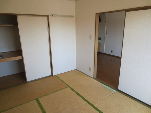 ヒルサイドテラスＥ棟の物件内観写真