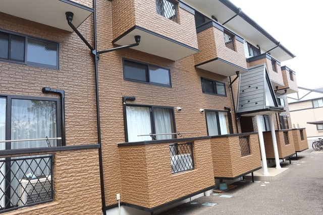 サゥーヂビバⅠの物件外観写真