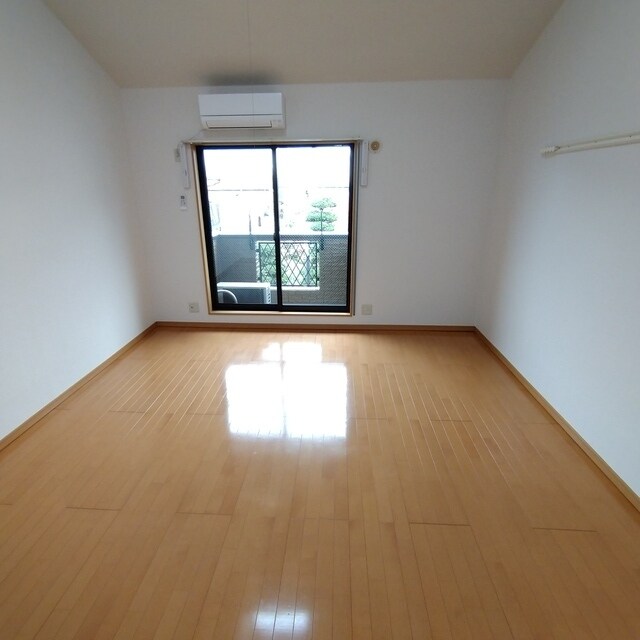 サゥーヂビバⅠの物件内観写真