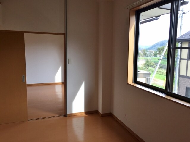 ナチュール弐番館の物件内観写真