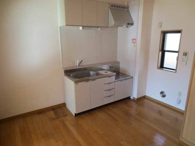 ビューハイツ愛子Ｂの物件内観写真