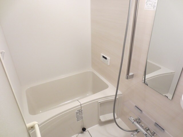 ウルス花京院Ａの物件内観写真