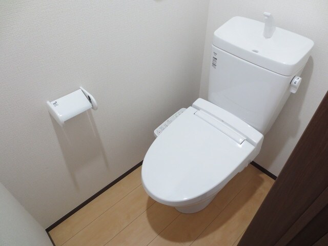 ウルス花京院Ａの物件内観写真