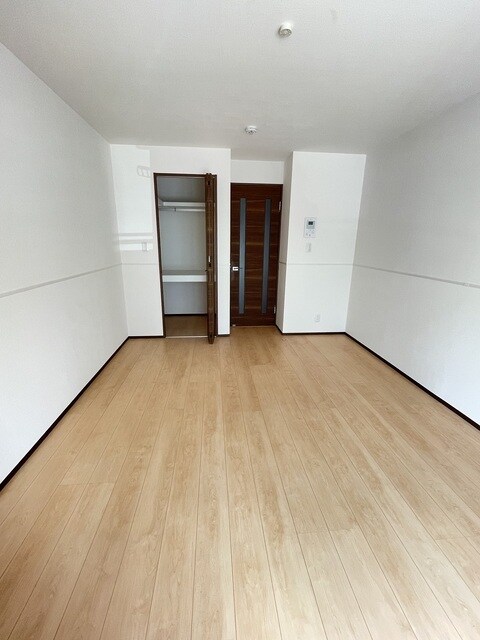 ウルス花京院Ａの物件内観写真