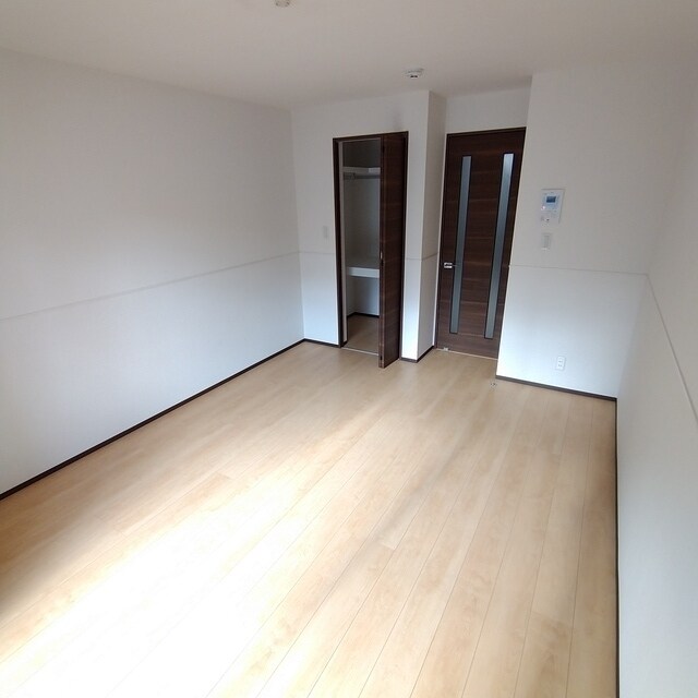 ウルス花京院Ｂの物件内観写真