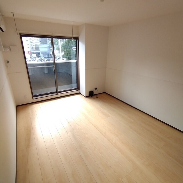 ウルス花京院Ｂの物件内観写真