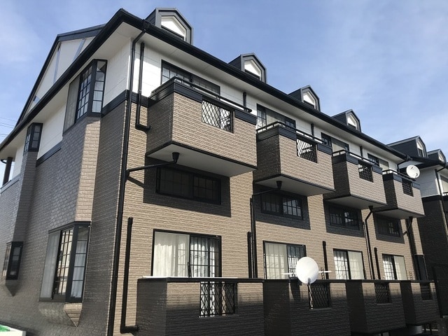 ロワール弐番館の物件外観写真