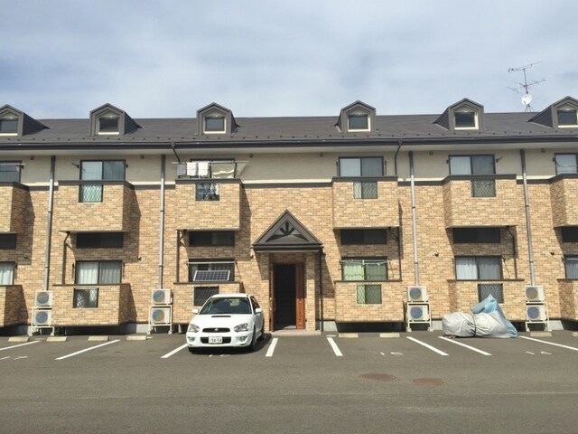 エスポワール・シャトー愛子 Ⅰの物件外観写真