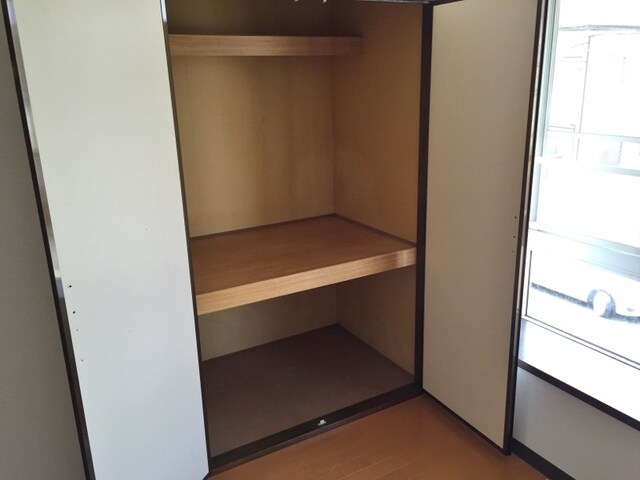 サンライズ館Ｃ棟の物件内観写真