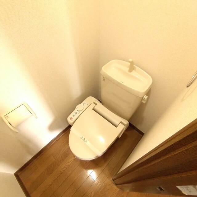 シュトラール弐番館の物件内観写真