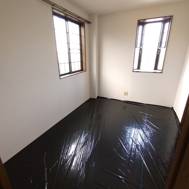 シュトラール弐番館の物件内観写真