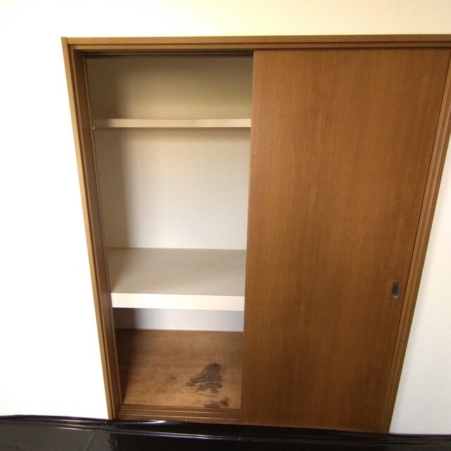 シュトラール弐番館の物件内観写真