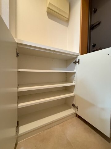 ONE ROOF FLAT TENJINBASHIの物件内観写真