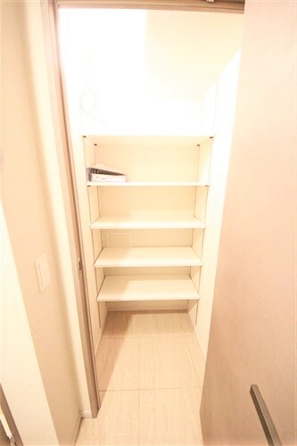 SK RESIDENCES SHINSAIBASHIの物件内観写真