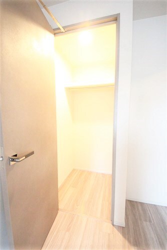 SK RESIDENCES SHINSAIBASHIの物件内観写真