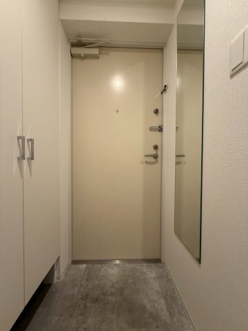 セレニテ難波グランデノールの物件内観写真