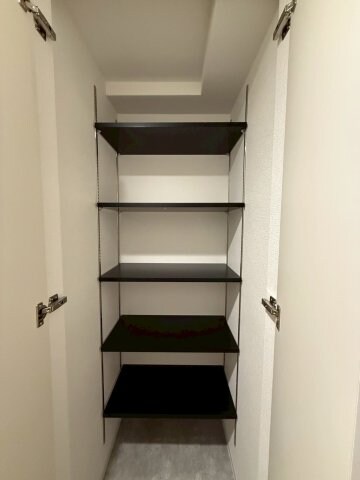 セレニテ難波グランデノールの物件内観写真