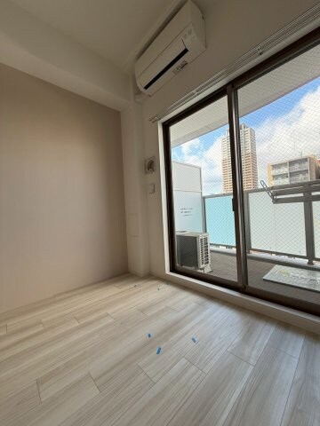 セレニテ難波グランデノールの物件内観写真