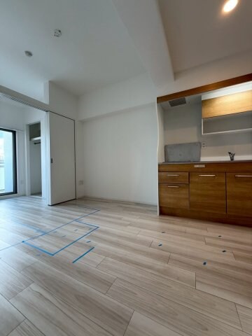 セレニテ難波グランデノールの物件内観写真