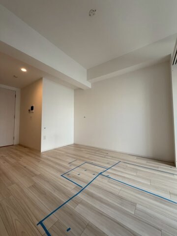 セレニテ難波グランデノールの物件内観写真