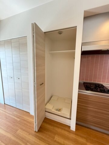 コーラルポワント難波WESTの物件内観写真