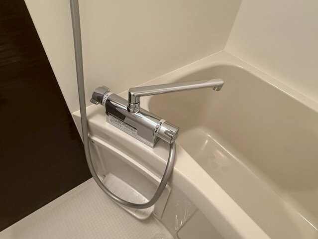 コーラルポワント難波WESTの物件内観写真