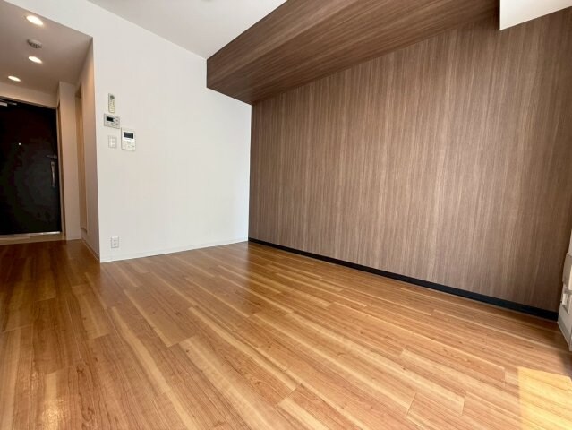 コーラルポワント難波WESTの物件内観写真