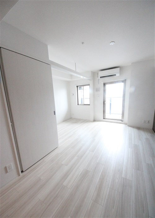 アプリーレ西本町の物件内観写真