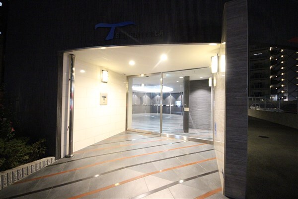 SERENiTE北浜の物件外観写真