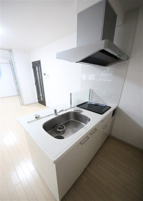 インボイス難波南レジデンスの物件内観写真