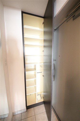 インボイス難波南レジデンスの物件内観写真