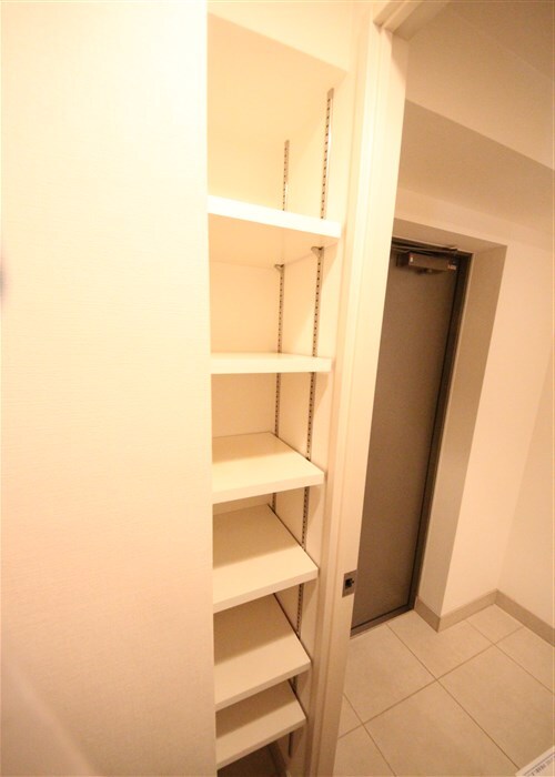 クロスレジデンス大阪新町の物件内観写真