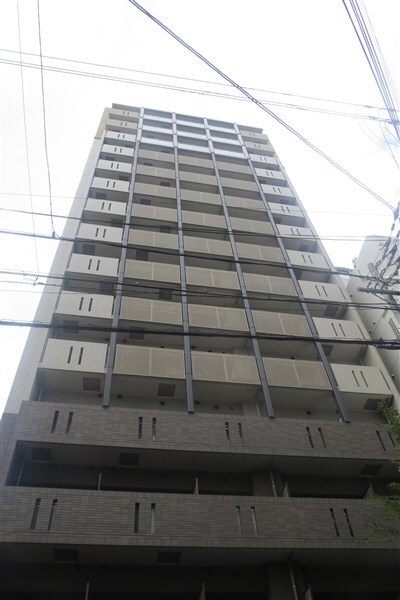 レジディア京町堀の物件外観写真