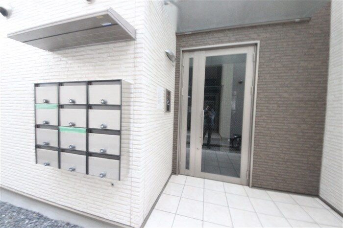 セレニティ田川北A棟の物件外観写真