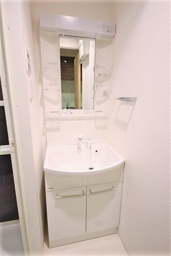 レジディア新大阪の物件内観写真