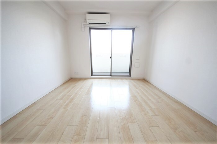 レジディア新大阪の物件内観写真